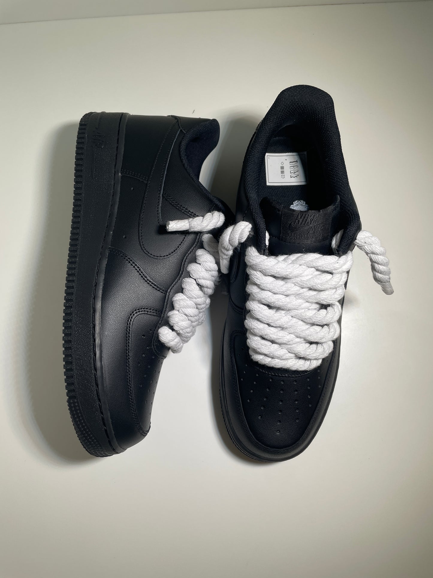 Nike Air Force 1 Černé Rope Tkaničky Bílé