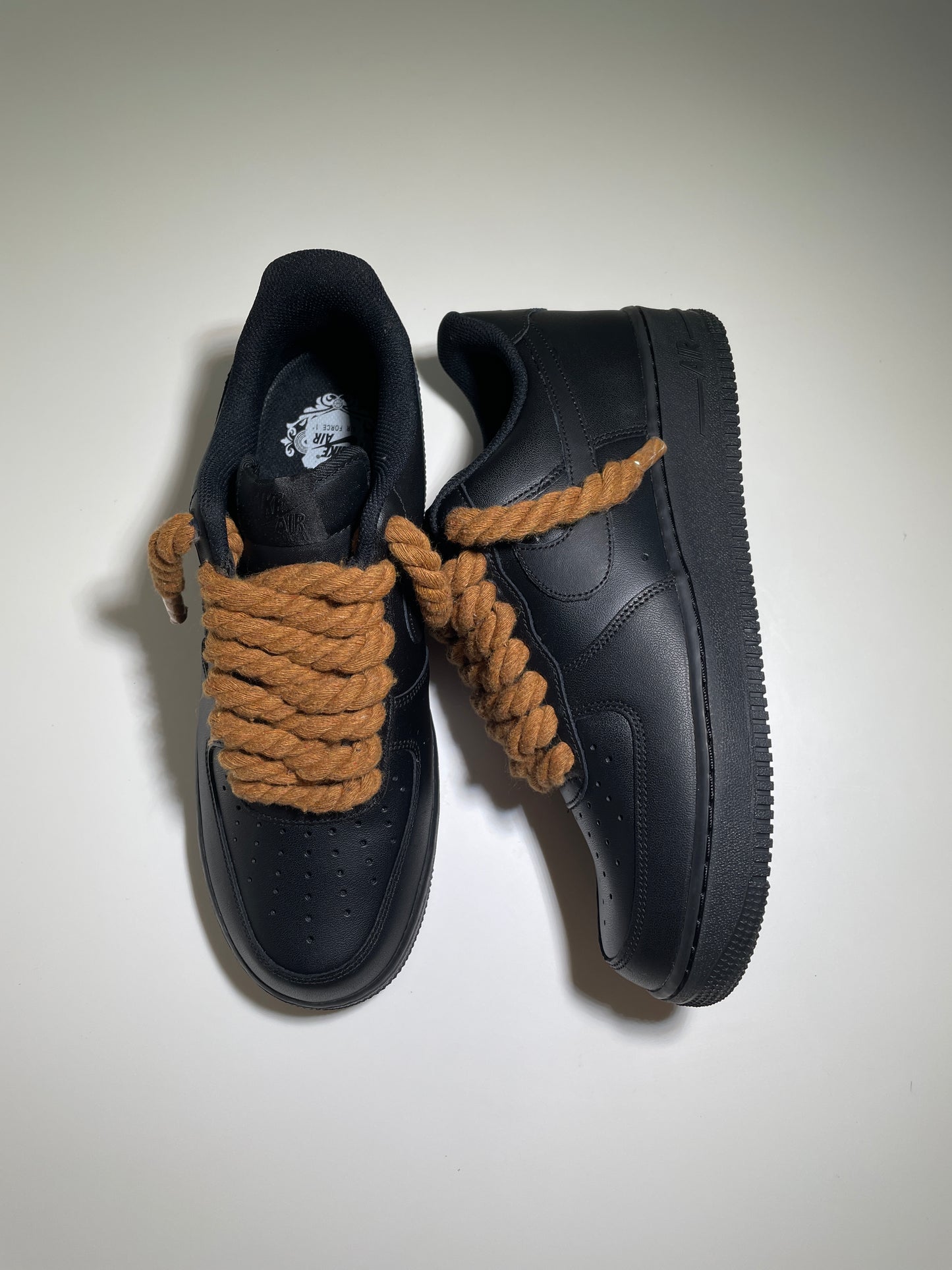 Nike Air Force 1 Černé Rope Tkaničky Hnědé